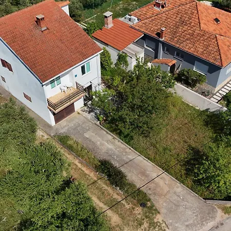 Apartmán Viola 1 *